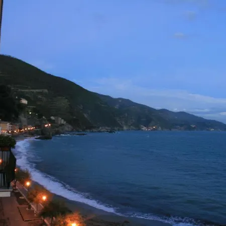 La Hotel 2*