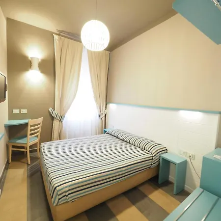 La Hotel 2*